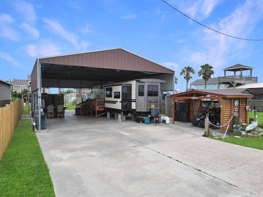 170 Ocean Breeze Drive, Crystal Beach, Texas image 7
