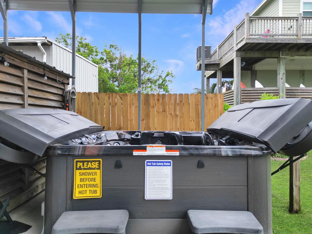 170 Ocean Breeze Drive, Crystal Beach, Texas image 33