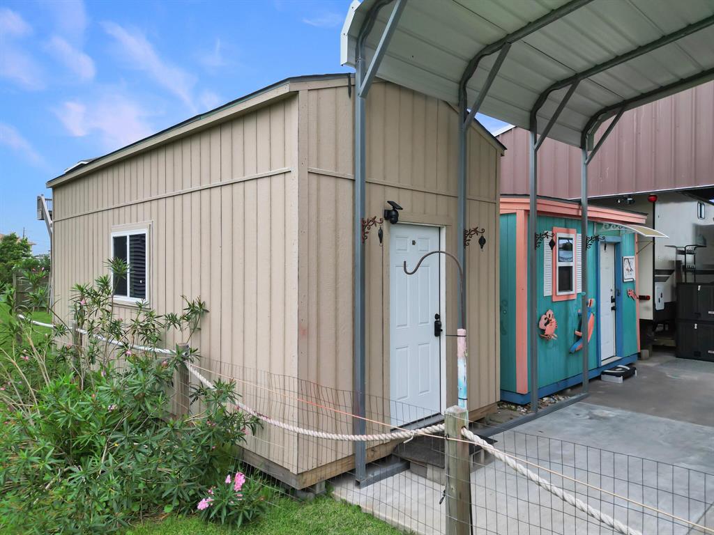 170 Ocean Breeze Drive, Crystal Beach, Texas image 32