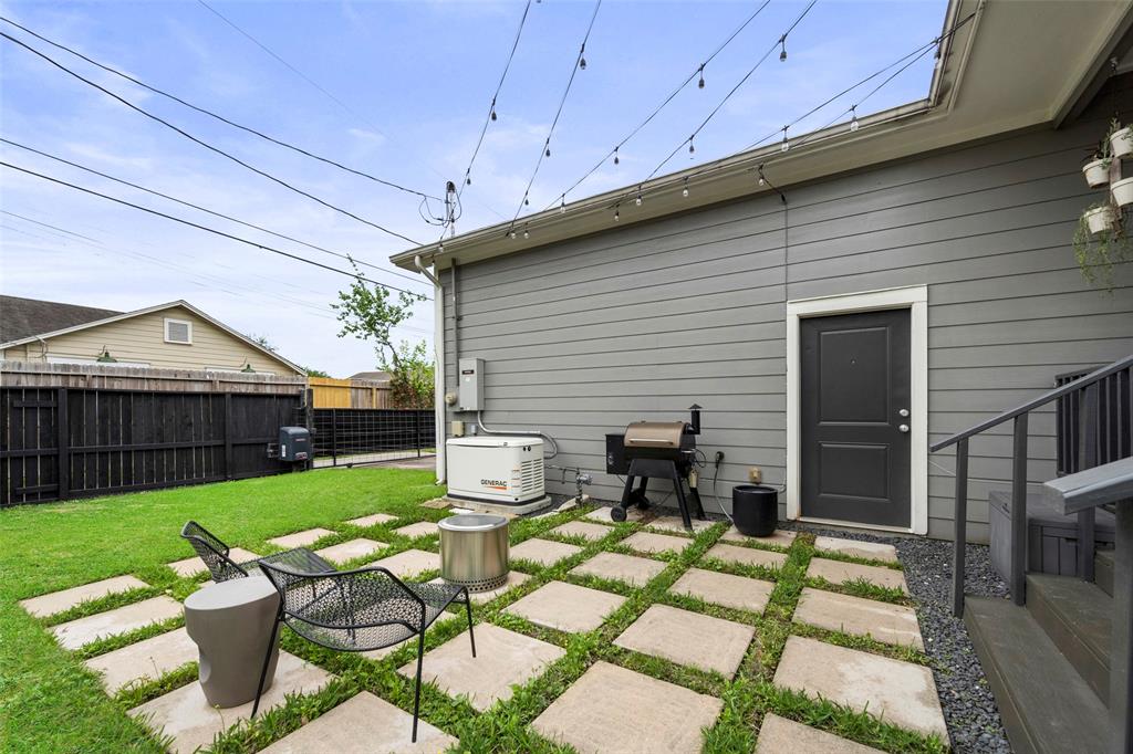 1012 Archer Street, Houston, Texas image 36