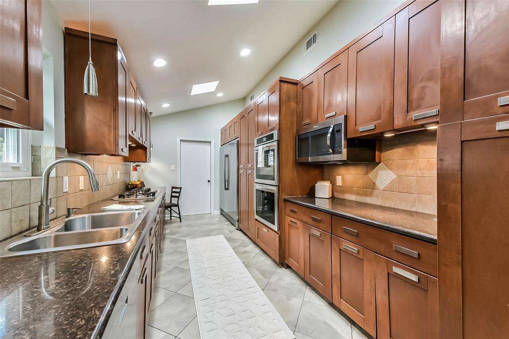23011 Grand Rapids Lane, Spring, Texas image 11