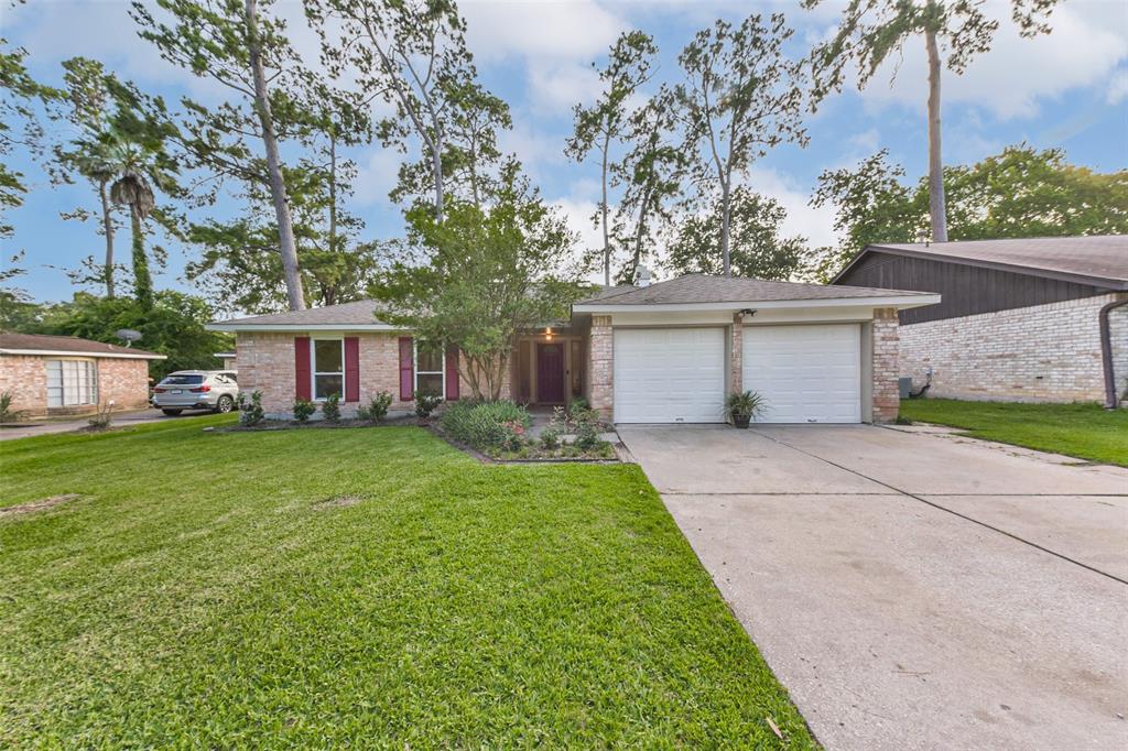 23011 Grand Rapids Lane, Spring, Texas image 1