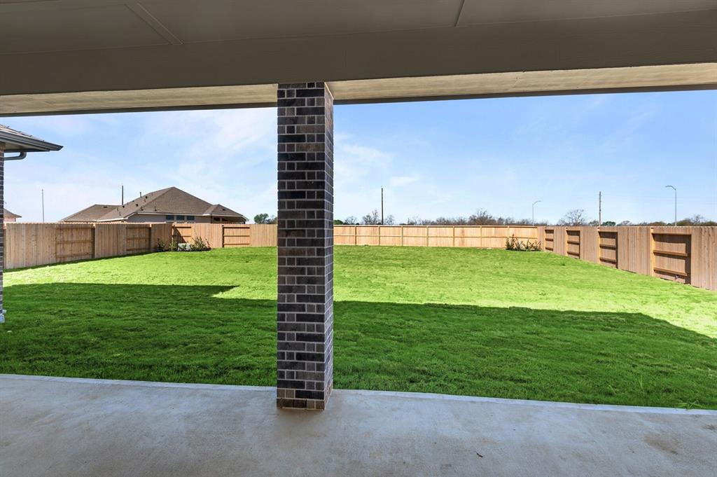 21755 Oakwood Drive, Waller, Texas image 7