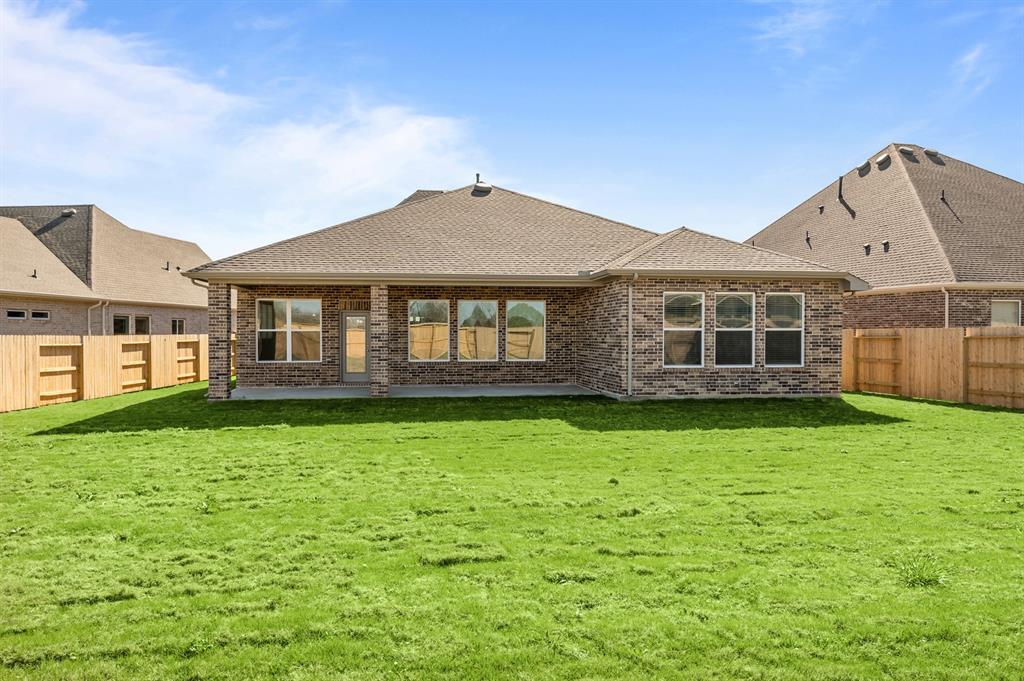 21755 Oakwood Drive, Waller, Texas image 8