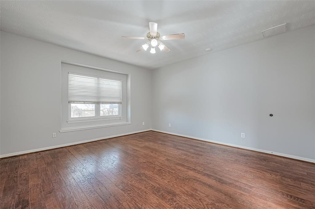 2202 Highland Crossing Drive, Conroe, Texas image 19
