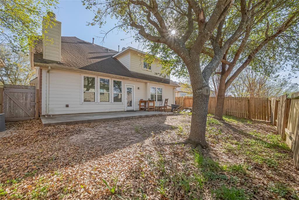 2202 Highland Crossing Drive, Conroe, Texas image 35