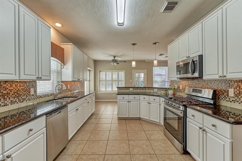 21003 Meadowhill Drive, Spring, Texas image 15