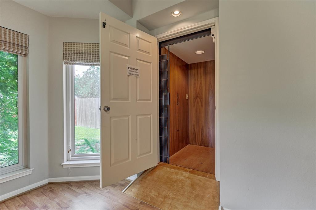 21003 Meadowhill Drive, Spring, Texas image 19