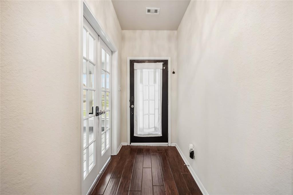 2514 Fresh Dawn Drive, Fresno, Texas image 2
