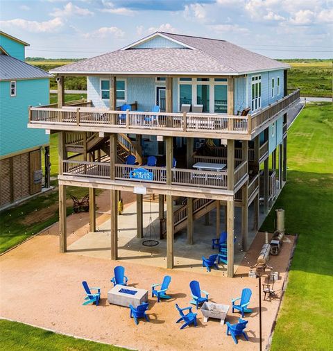 1016 Hwy 87 Gilchrist TX 77617