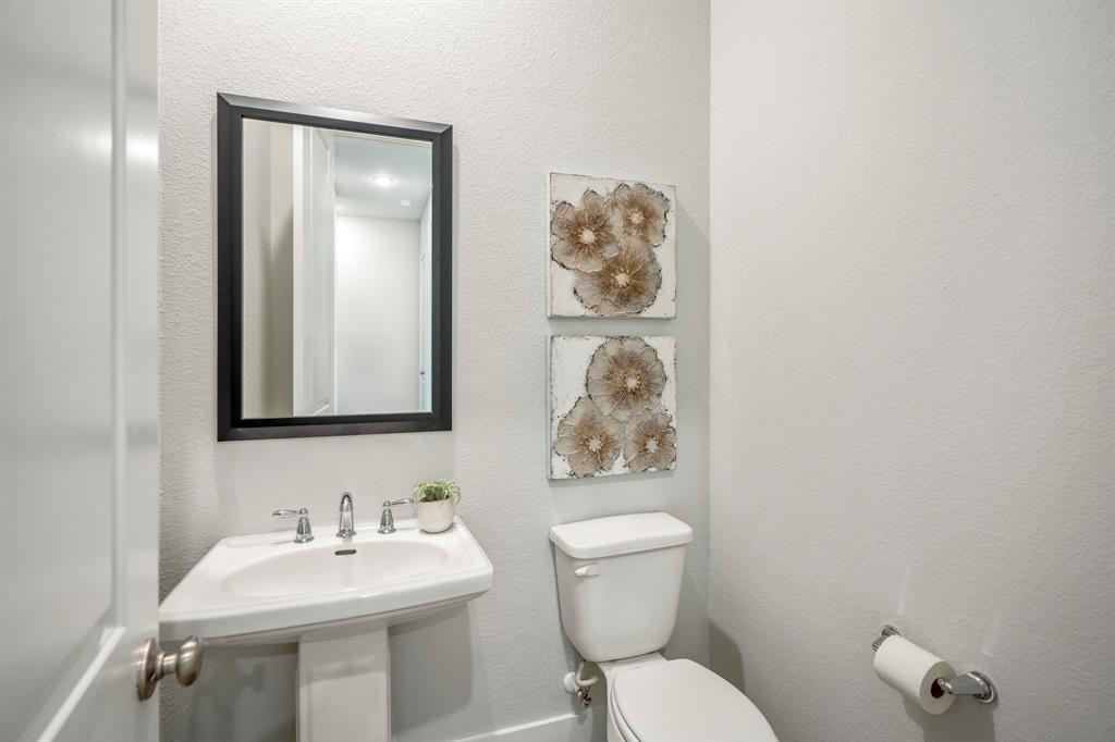 308 Magnolia Bloom Court, Willis, Texas image 6