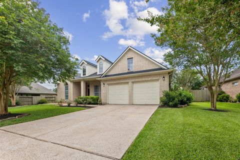 Photo of 1221 Torchwood Drive, Friendswood, TX 77546 (MLS # 79737830)