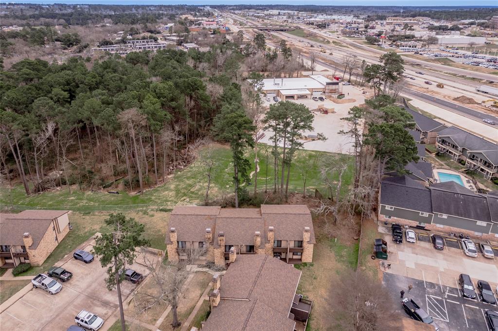 2521 Crosstimbers Street #F3, Huntsville, Texas image 39