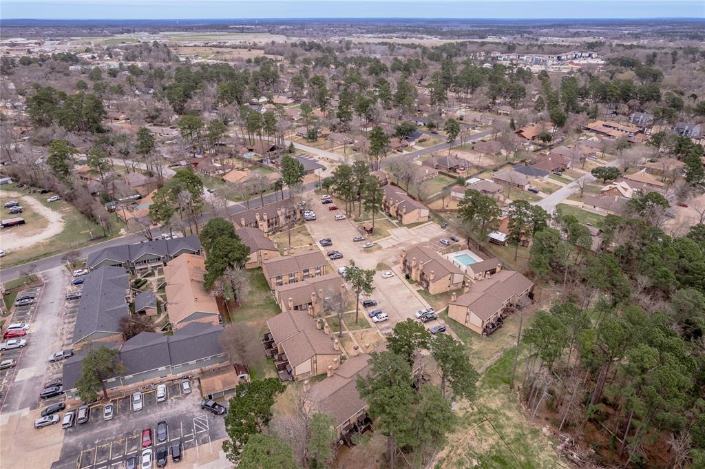 2521 Crosstimbers Street #F3, Huntsville, Texas image 42