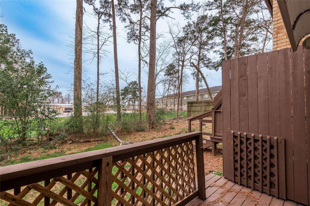 2521 Crosstimbers Street #F3, Huntsville, Texas image 32