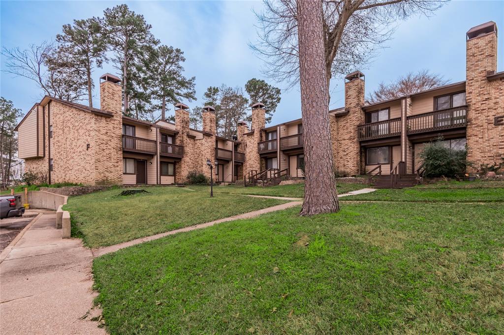 2521 Crosstimbers Street #F3, Huntsville, Texas image 1