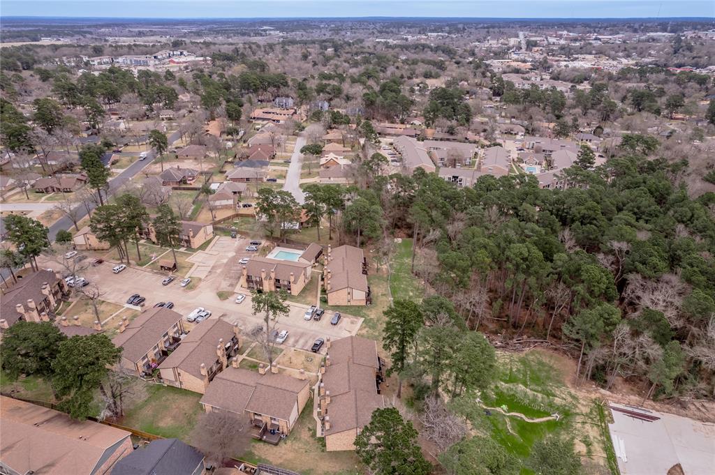 2521 Crosstimbers Street #F3, Huntsville, Texas image 43