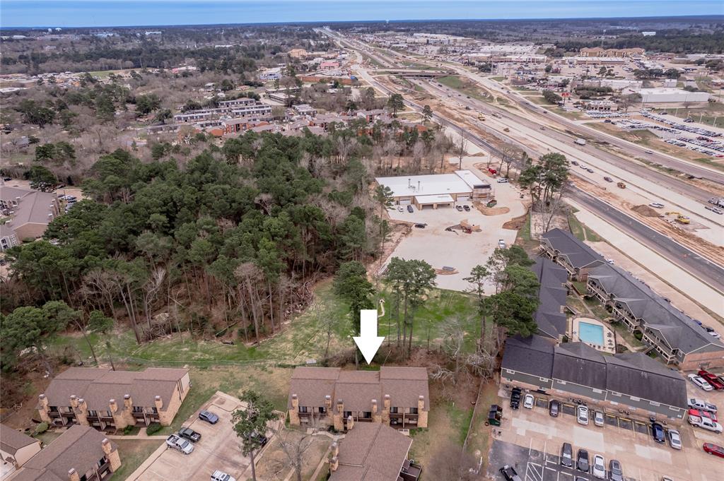 2521 Crosstimbers Street #F3, Huntsville, Texas image 2