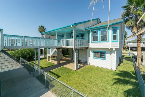 A home in Bayou Vista