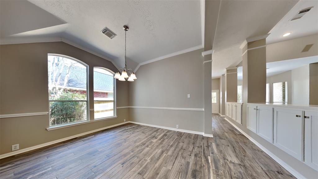 1311 Kingfisher Court, Pearland, Texas image 6