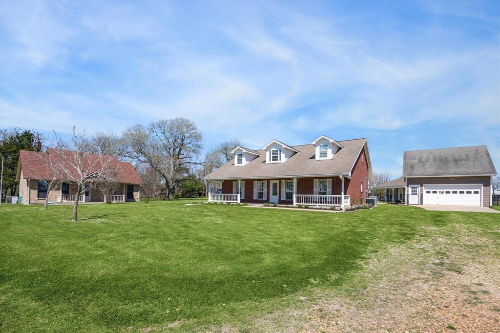 3876 Mount Vernon Road, Brenham, Texas image 3