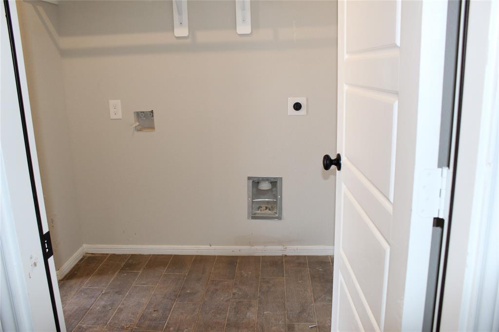 319 Palero Path Path, Brookshire, Texas image 11