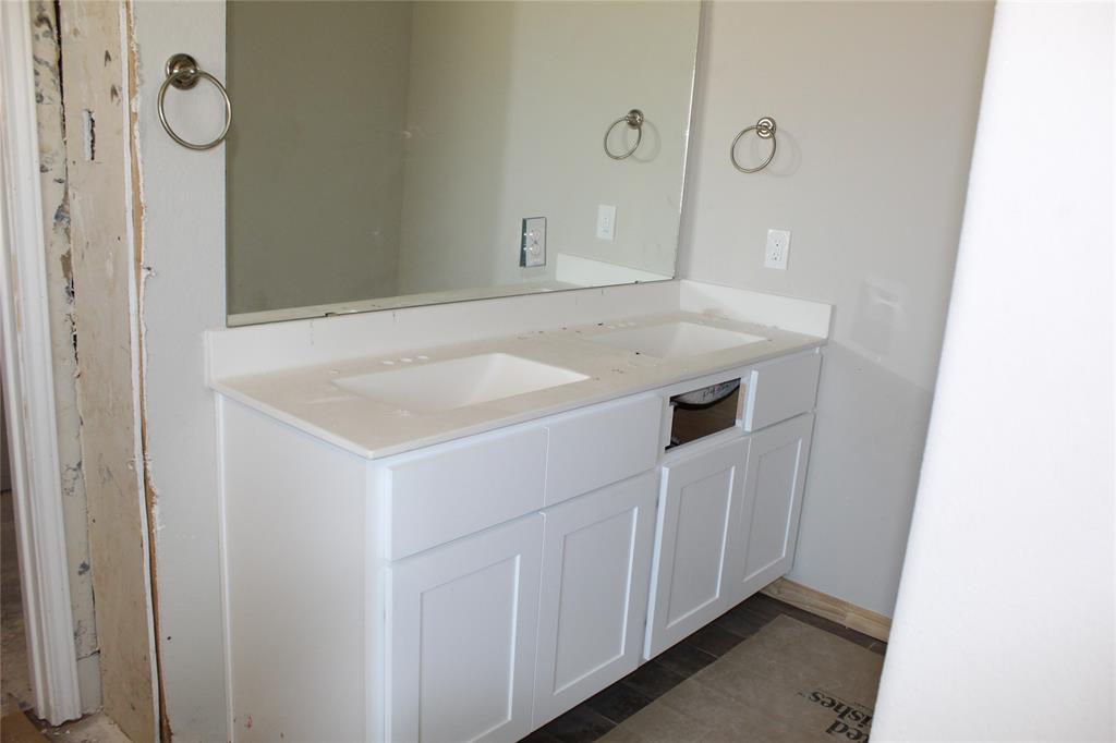 319 Palero Path Path, Brookshire, Texas image 18