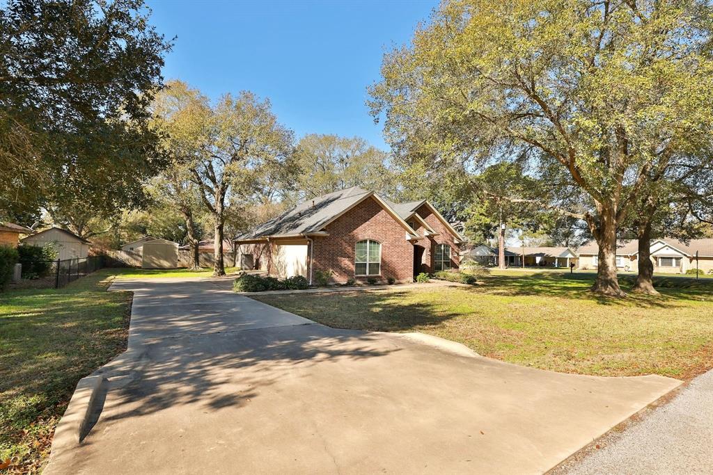 2215 Penick Road, Waller, Texas image 26