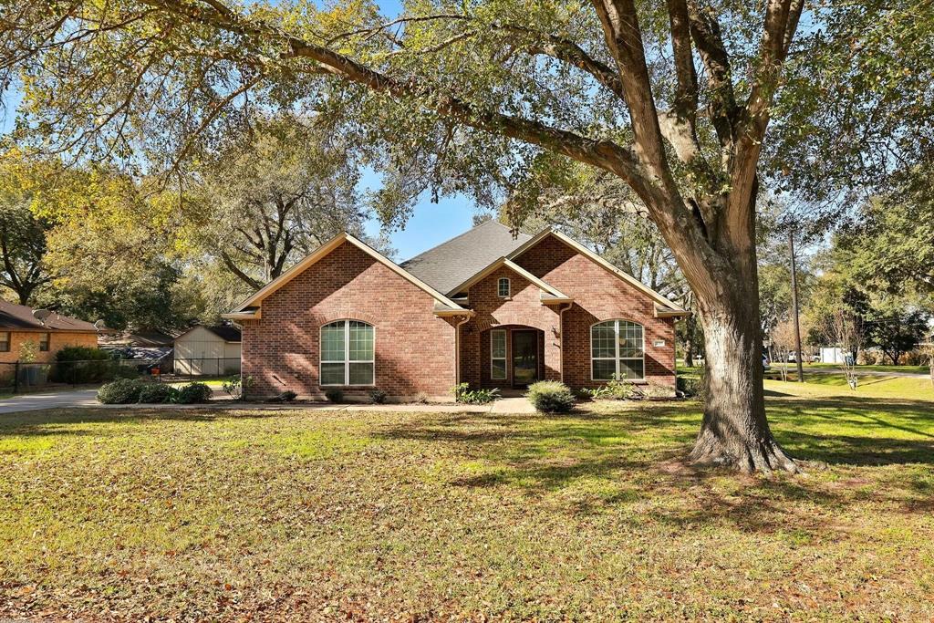 2215 Penick Road, Waller, Texas image 2