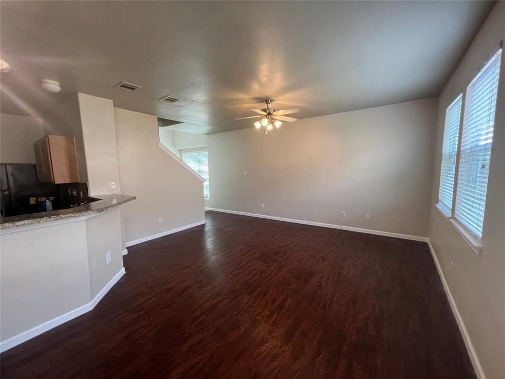6026 Yorkglen Manor Lane, Houston, Texas image 7