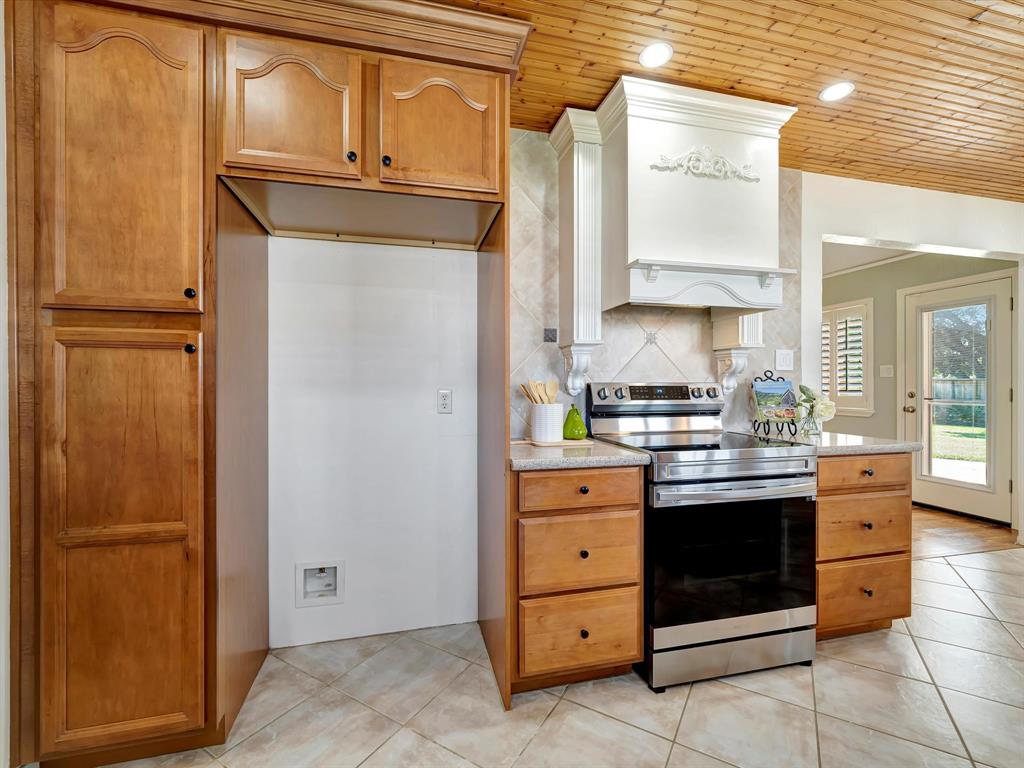 16003 Brookvilla Drive, Houston, Texas image 11