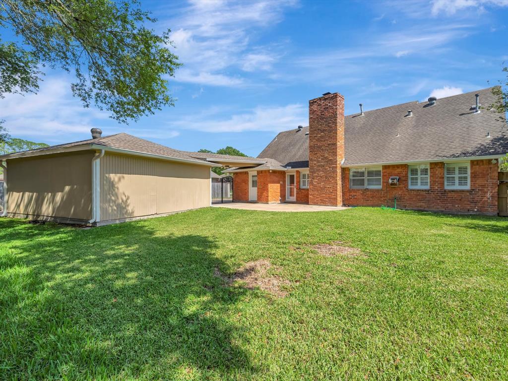 16003 Brookvilla Drive, Houston, Texas image 33