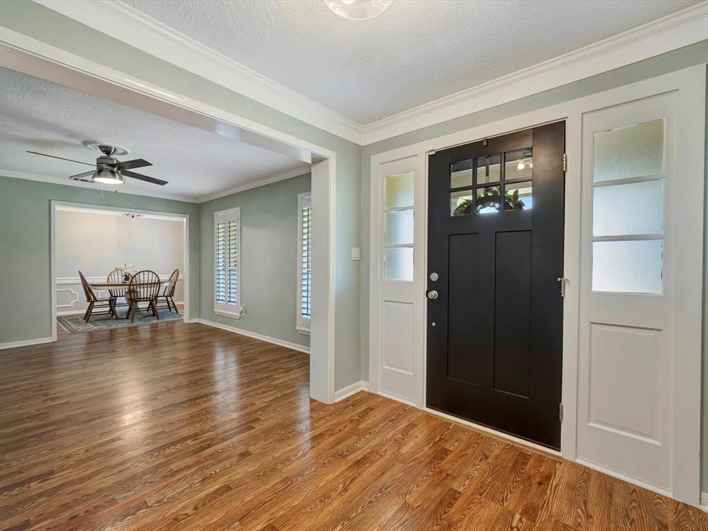 16003 Brookvilla Drive, Houston, Texas image 3