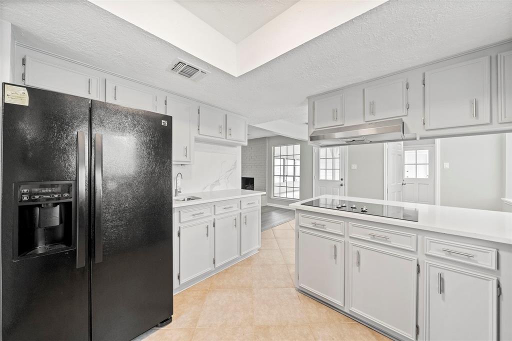 3915 Glenheather Drive, Houston, Texas image 13