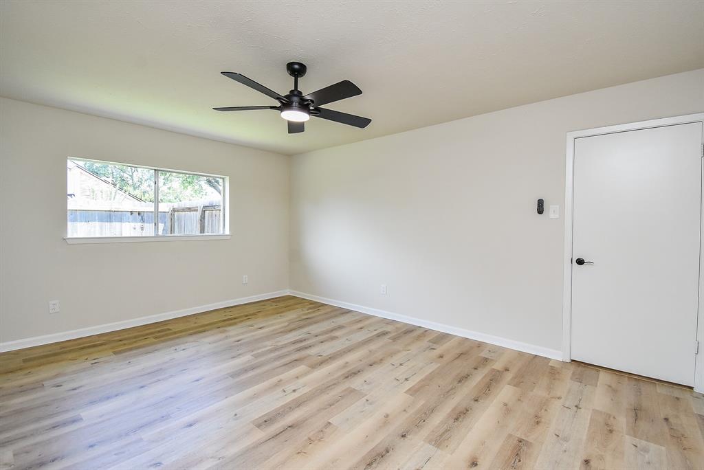 1402 Blue Diamond Drive, Missouri City, Texas image 23