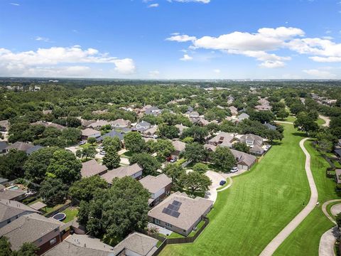 A home in League City