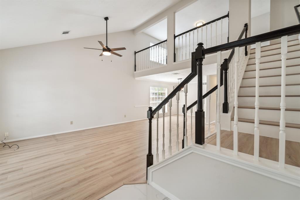 13038 Skymeadow Drive, Houston, Texas image 4