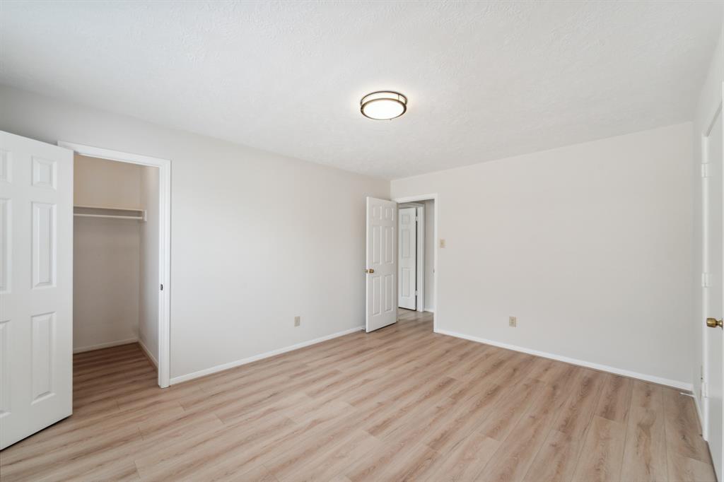 13038 Skymeadow Drive, Houston, Texas image 29