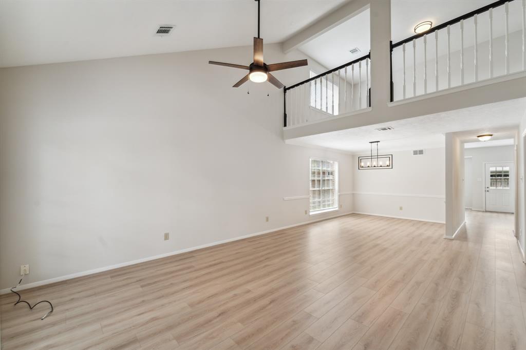 13038 Skymeadow Drive, Houston, Texas image 2