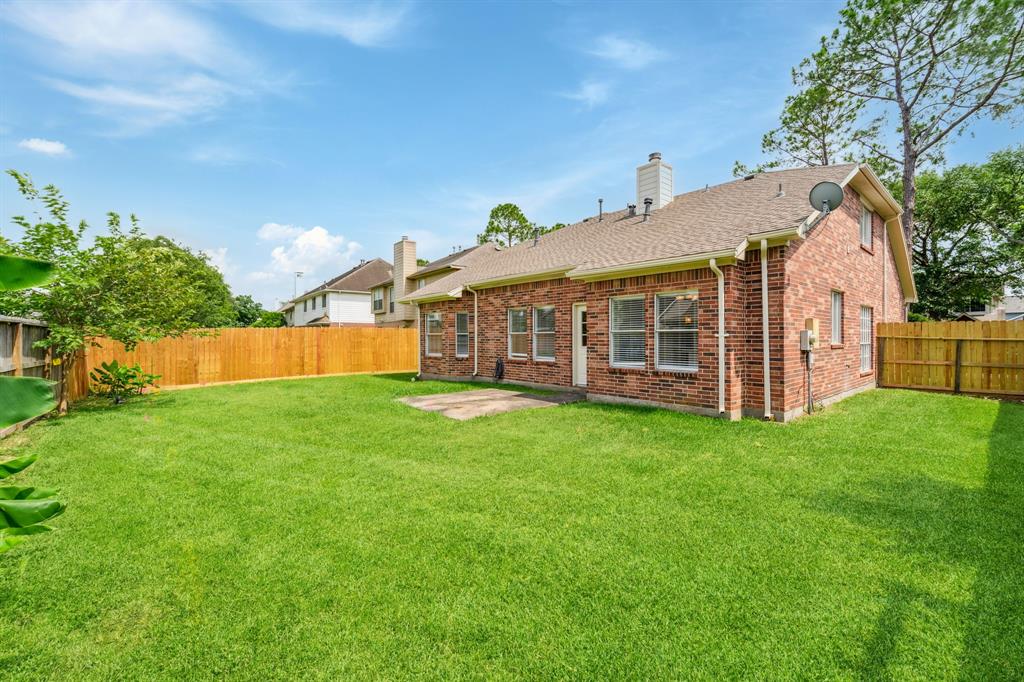 13038 Skymeadow Drive, Houston, Texas image 32