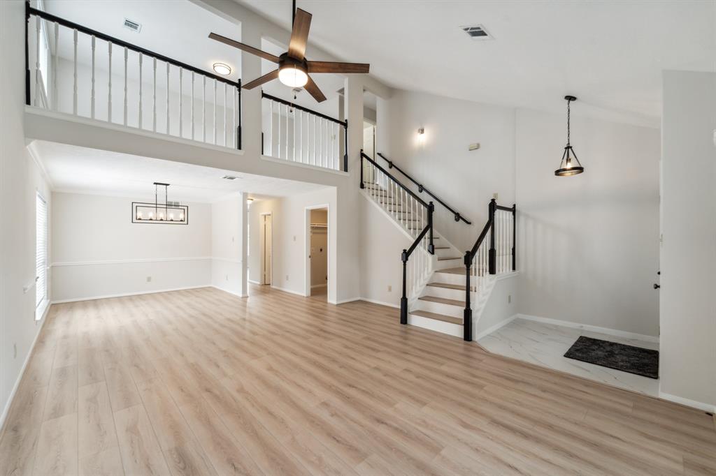 13038 Skymeadow Drive, Houston, Texas image 3