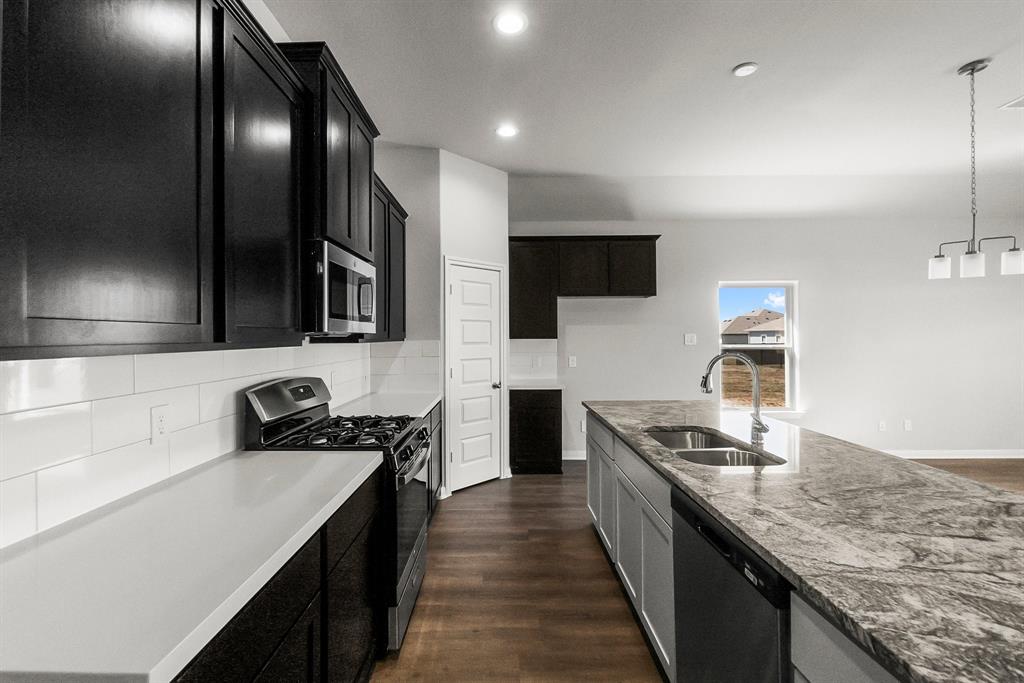 12369 Shadow Fox Drive