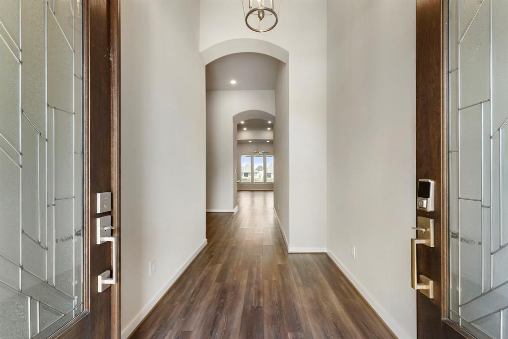 4323 Sandy Cove Drive