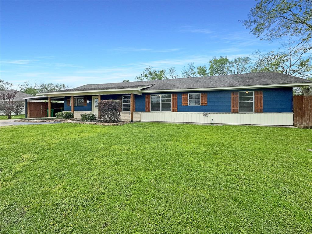 18 Belview Street, Baytown, Texas image 1