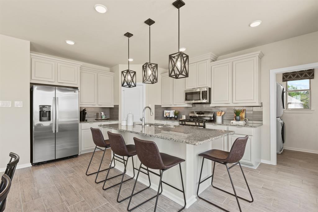 property-search 3 15842 Invergelder Drive