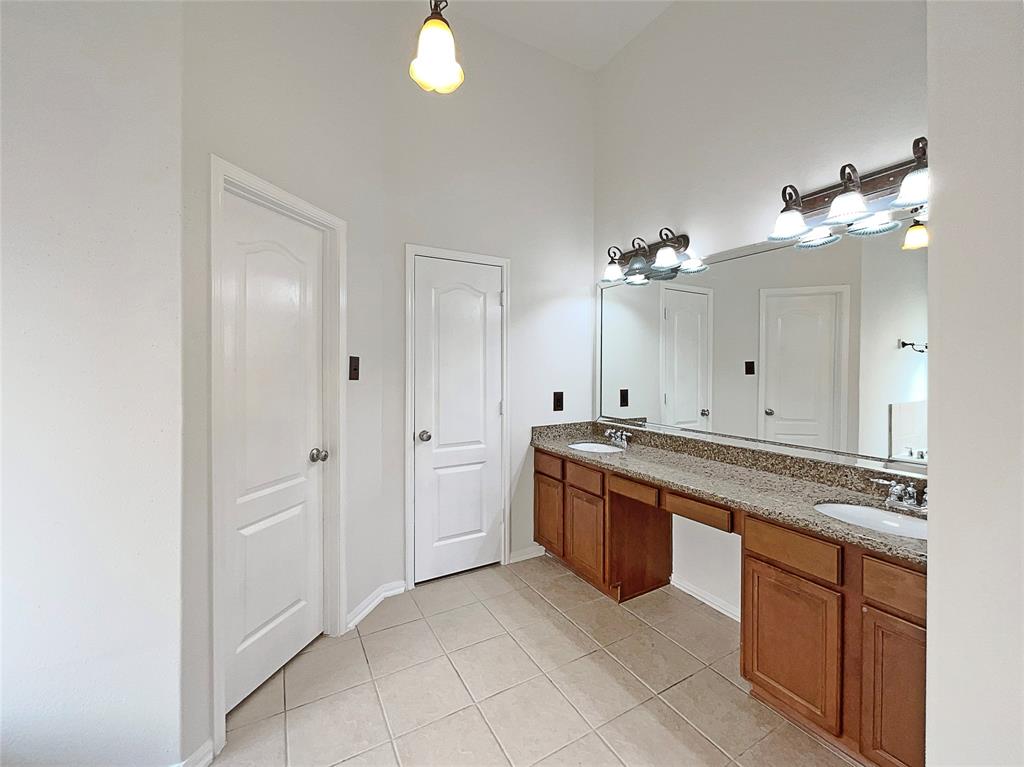 3306 Cactus Heights Lane, Pearland, Texas image 7
