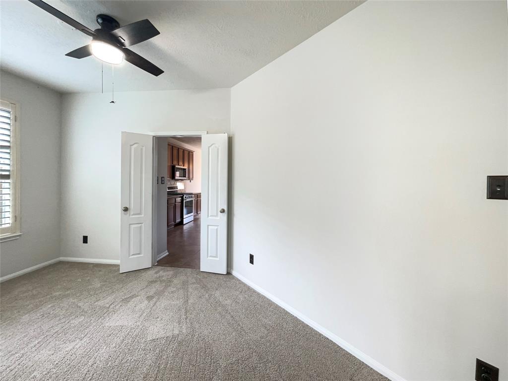 3306 Cactus Heights Lane, Pearland, Texas image 10