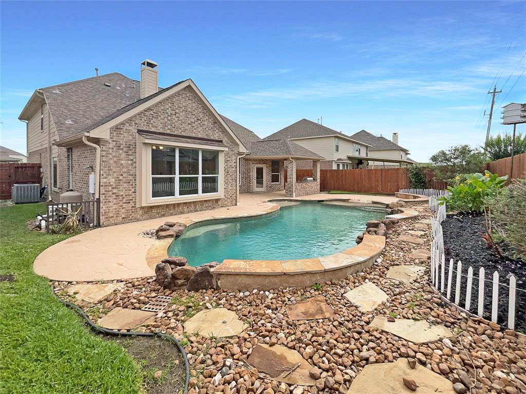 3306 Cactus Heights Lane, Pearland, Texas image 8