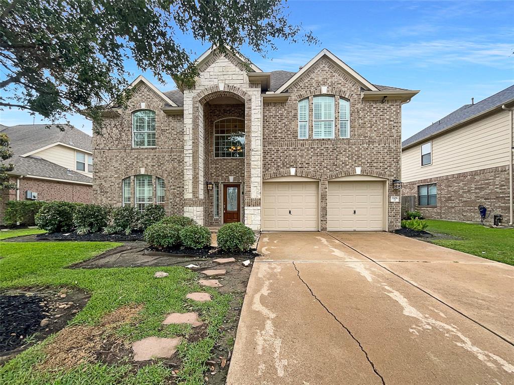 3306 Cactus Heights Lane, Pearland, Texas image 9