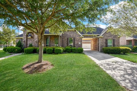 Single Family Residence in Fulshear TX 5303 Osage Orange Street.jpg